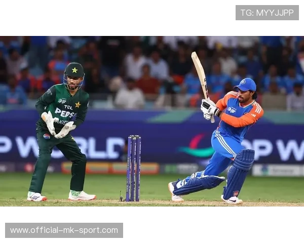 板球长时间比赛中的耐心与智慧并存