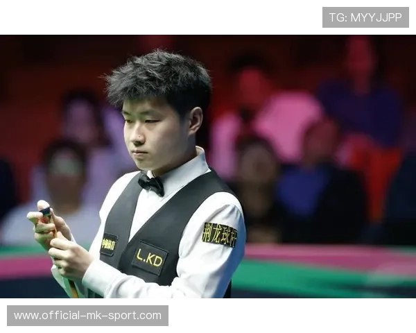 斯诺克国锦赛：赵心童战胜斯佳辉，连胜晋级四强。，2021年斯诺克国锦赛