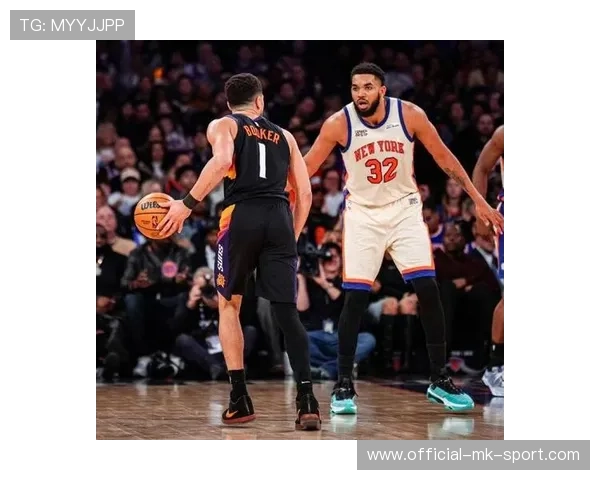 布克：赛前就讨论过赢下马刺争取连胜，球队更衣室氛围很棒，布克比赛视频